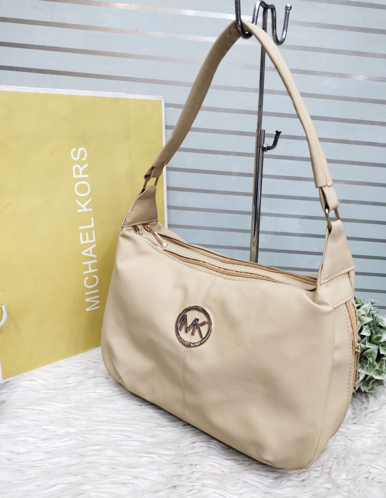 MK TOTE Handbags